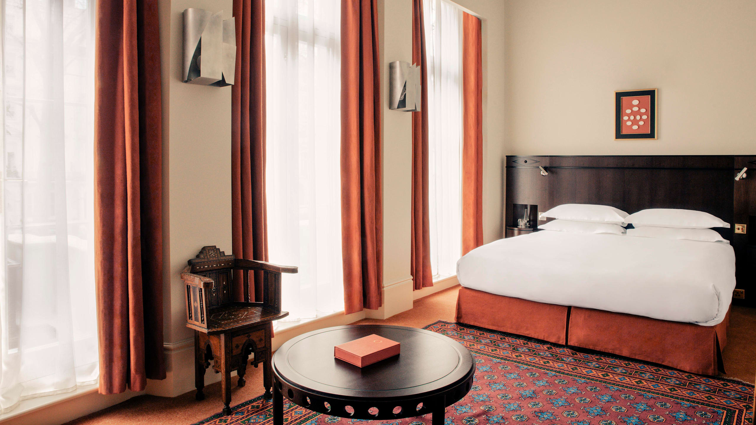 Grand Hotel Bellevue London