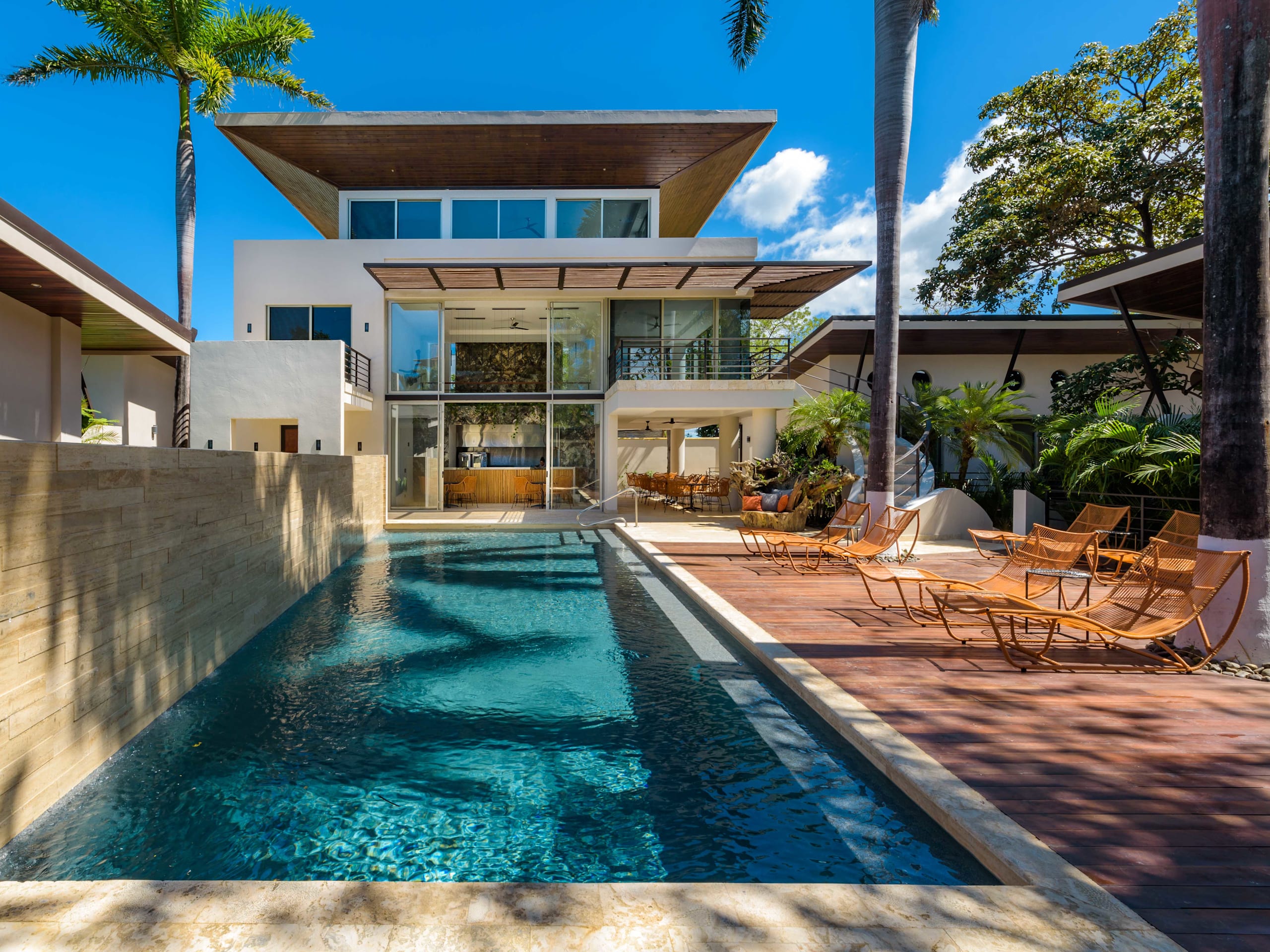 Mother Earth Luxury Boutique Hotel