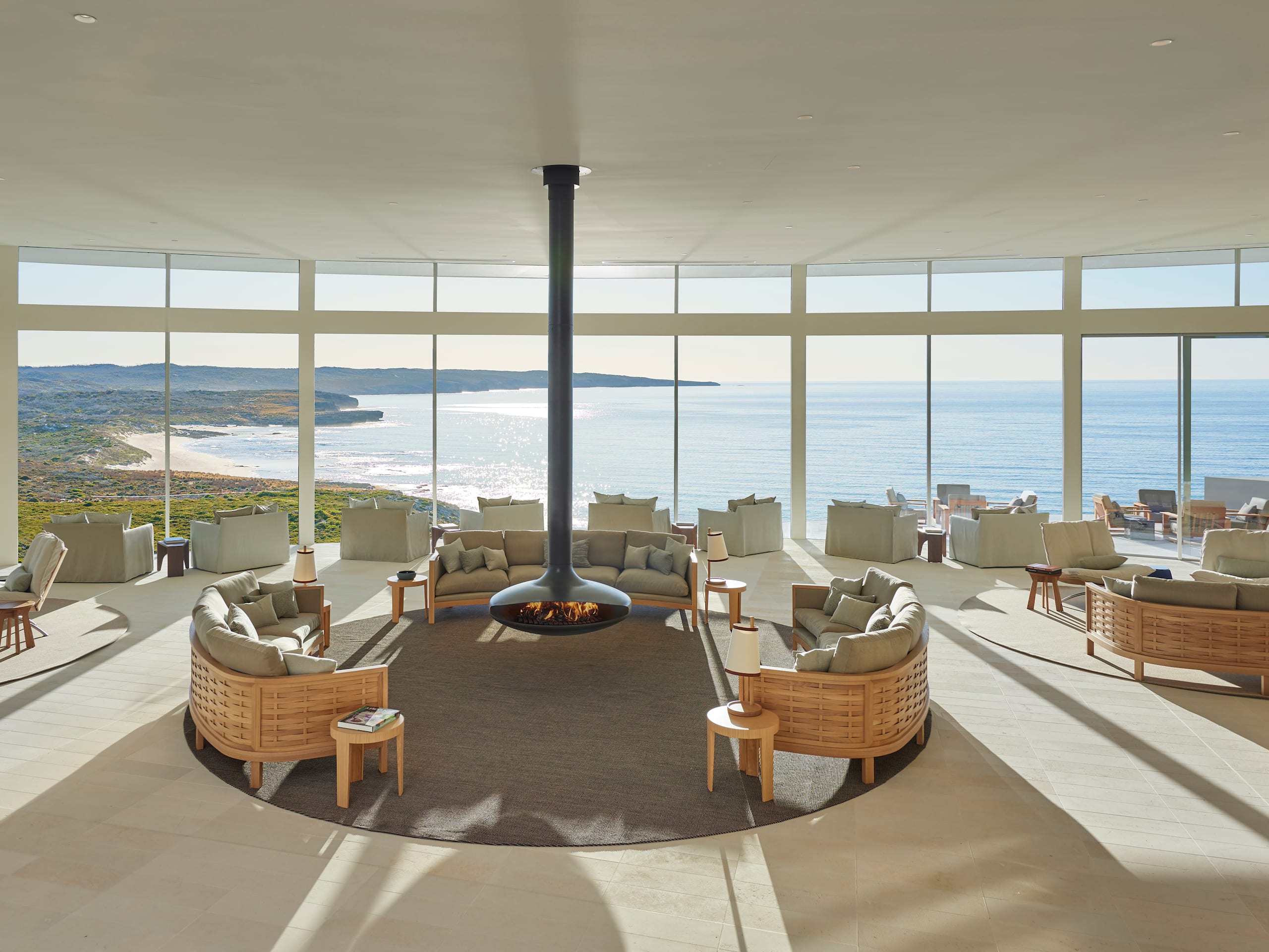 Southern Ocean Lodge, Beckons