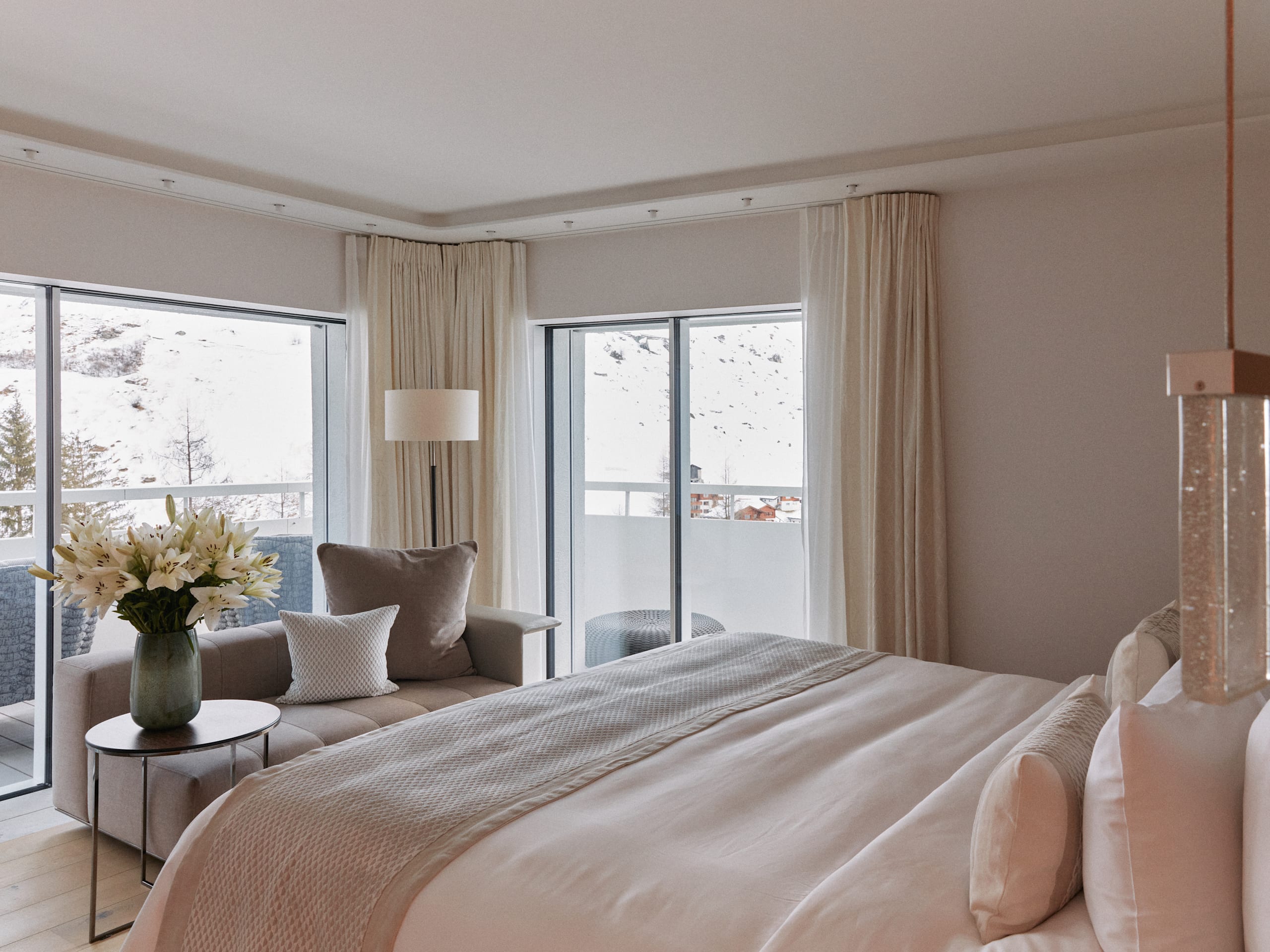 7132 Hotel