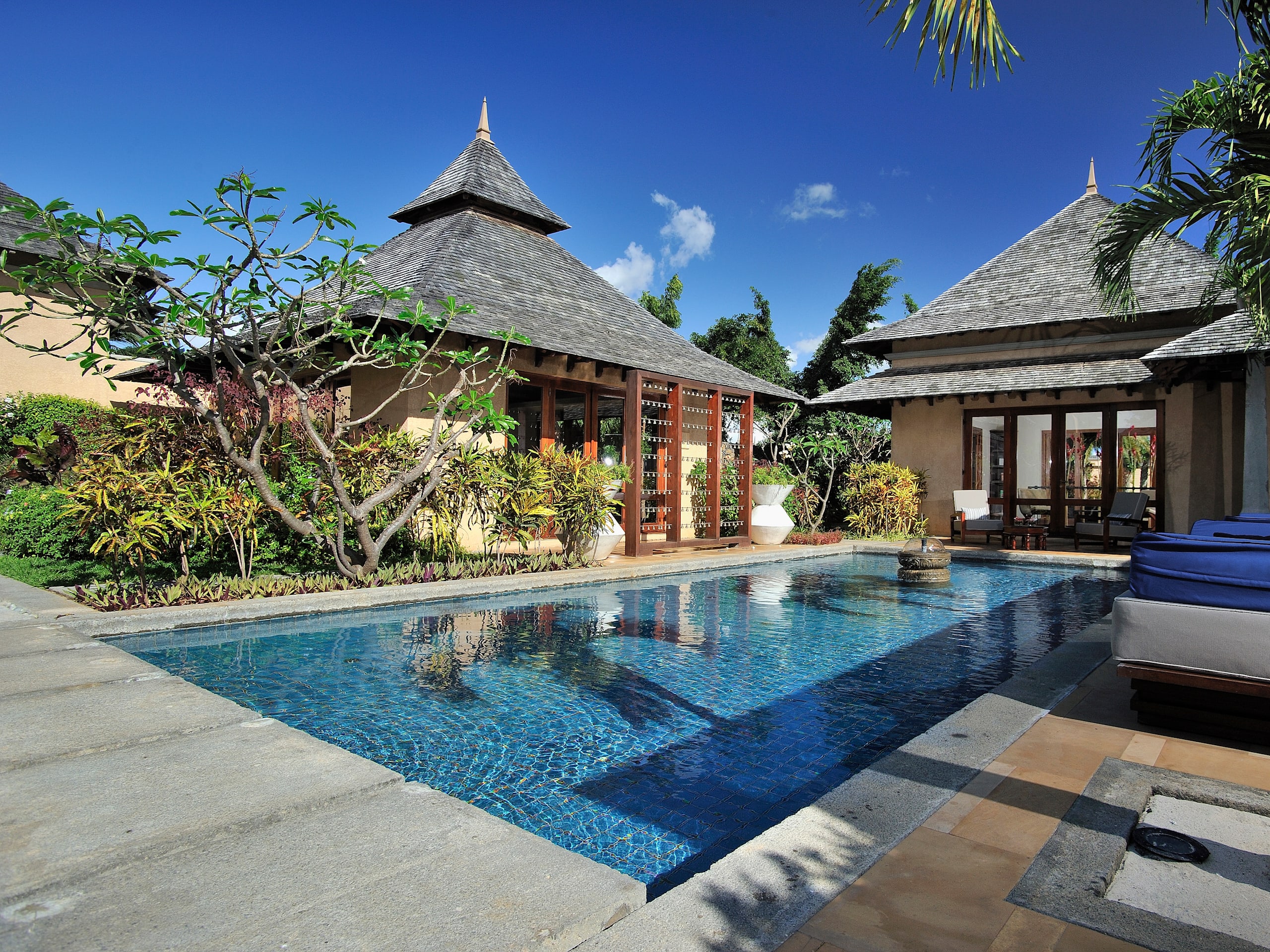 Maradiva Villas Resort & Spa