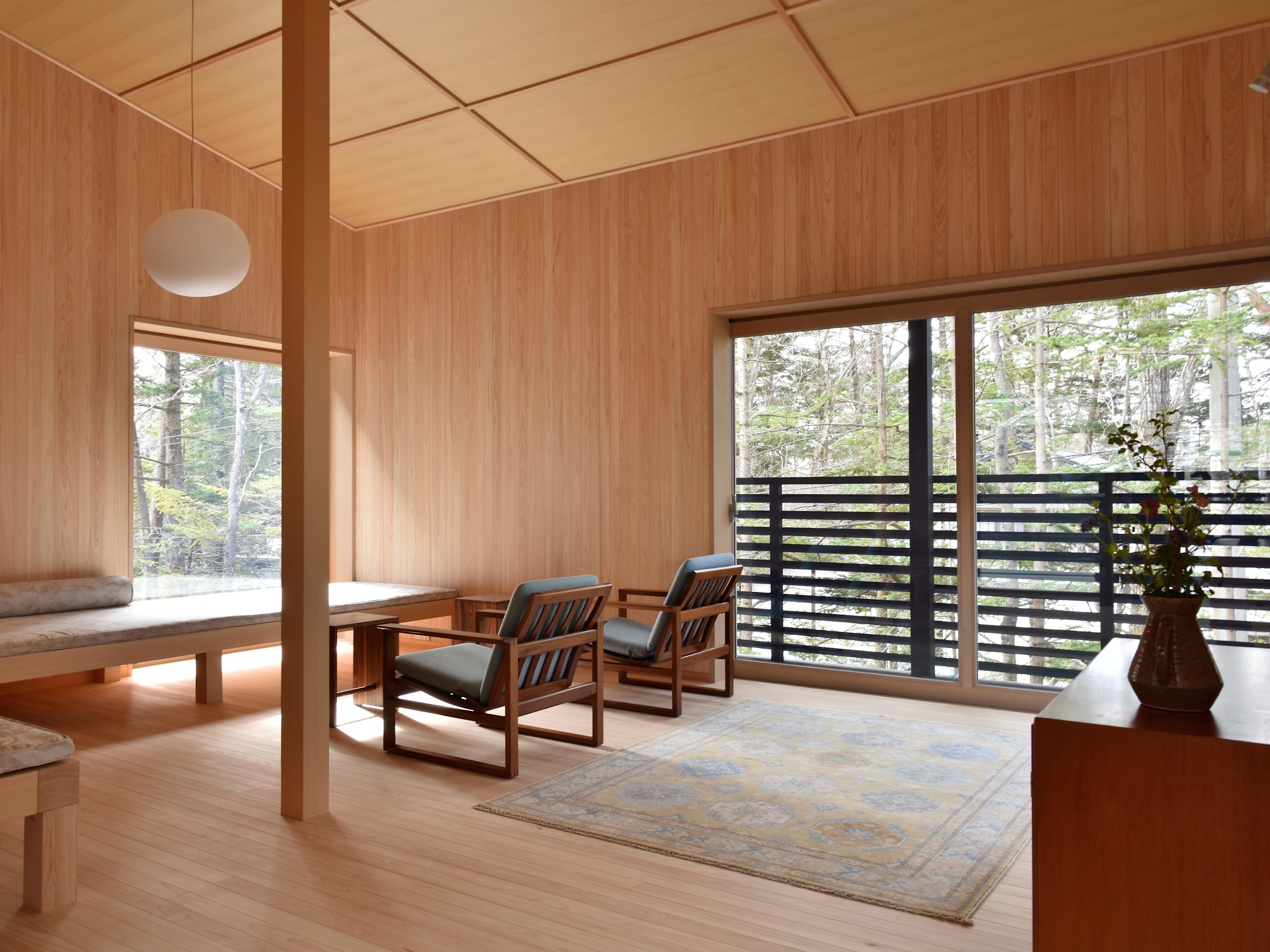 Shishi-Iwa House