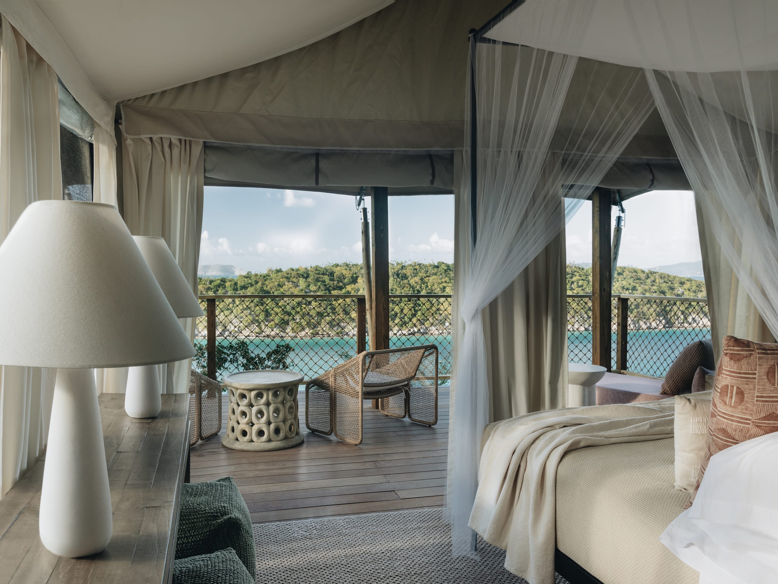 Lovango Resort & Beach Club