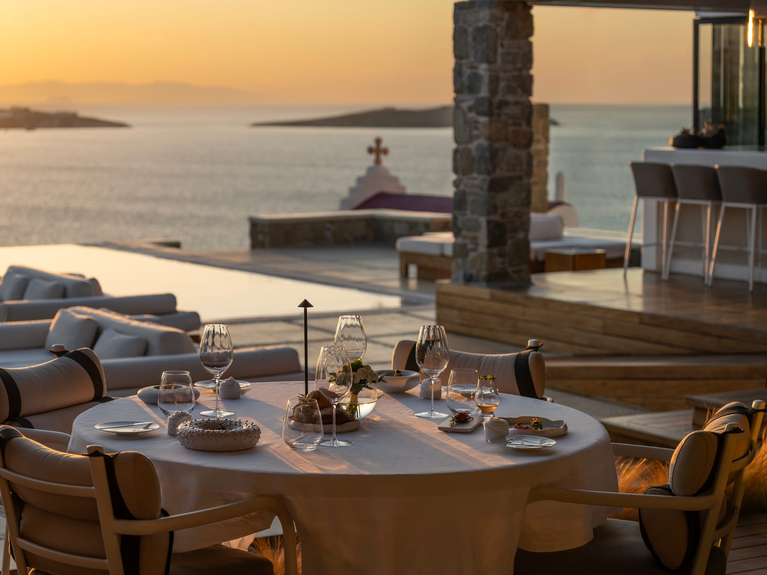 Bill & Coo Mykonos