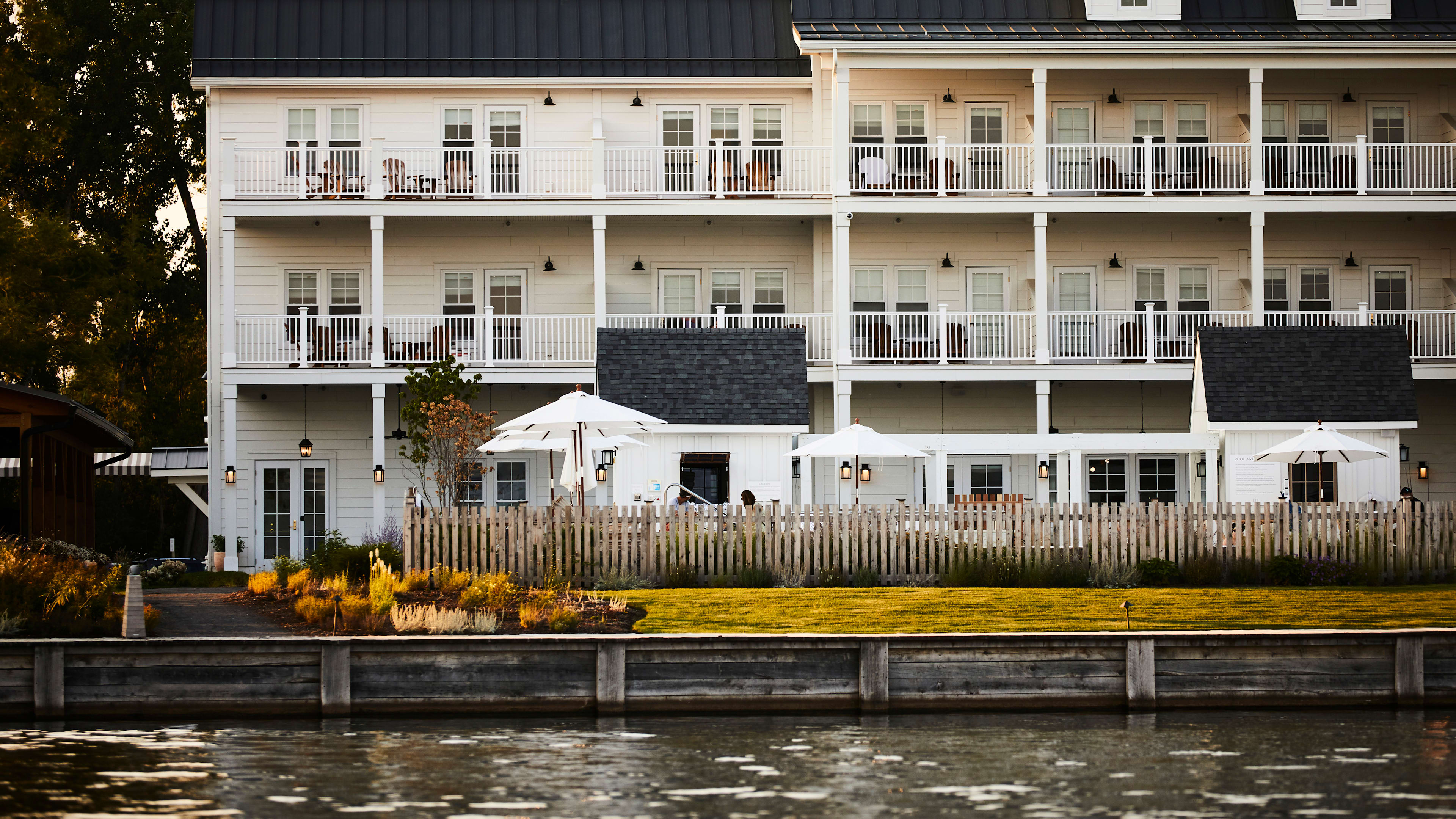 Here's What It's Really Like to Stay at the Hotel del Coronado After Its  $550 Million Renovation, image size:3840x2160